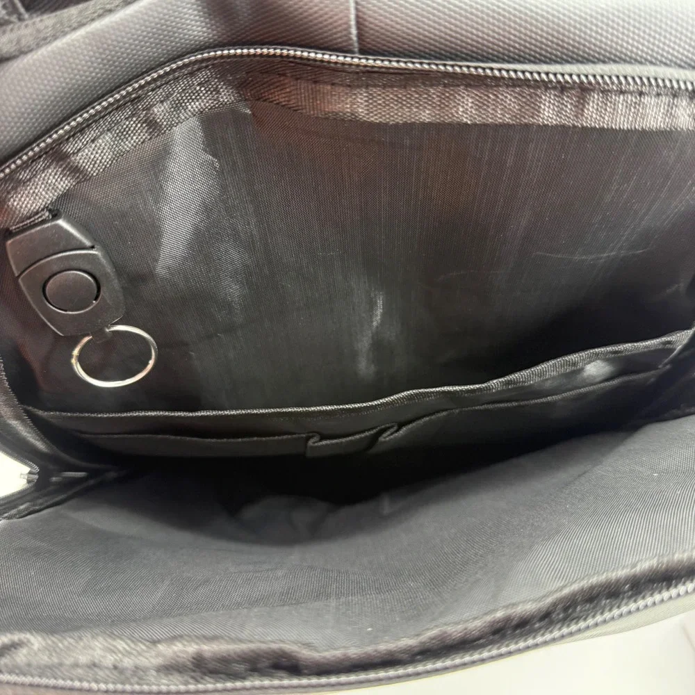 Vacuum Seal Backpack Travel Expandable TSA Lock Compression System with Pump NEW - Picture 7 of 16